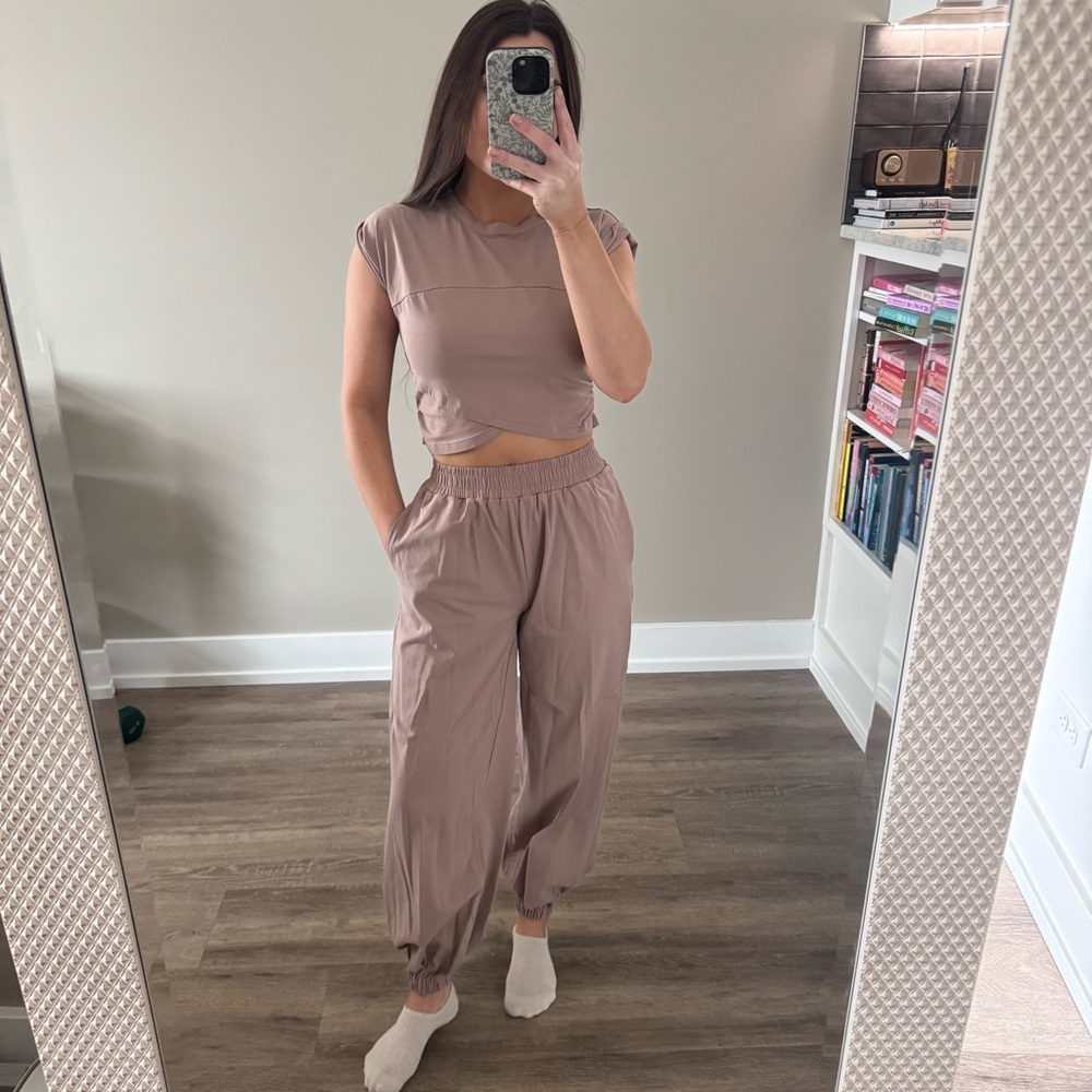 Two Piece Set - image 3